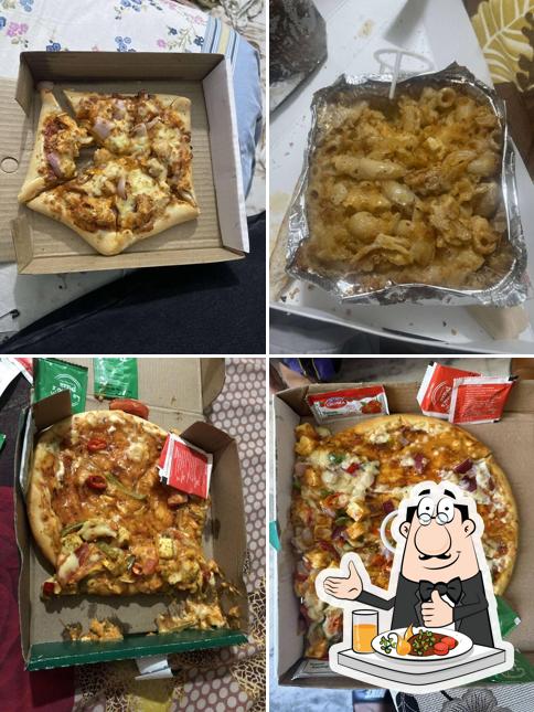 Meals at La Pino’z Pizza