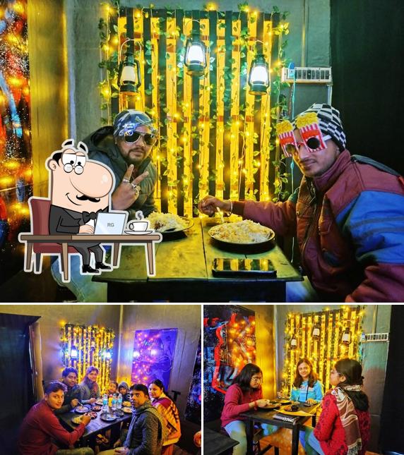 Check out how FOOD HUNGAMA looks inside