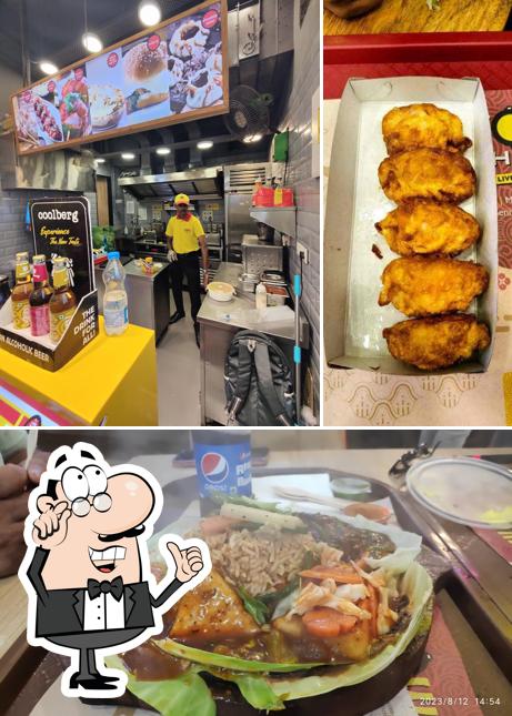 The image of interior and food at Wow! Momo