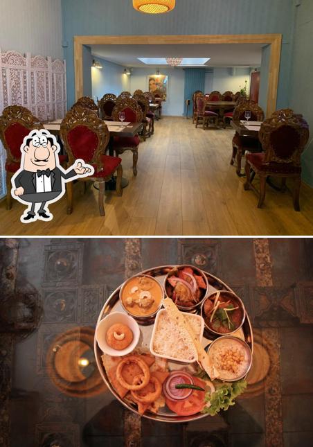 Siediti a un tavolo di Ghandi stylish Indian cuisine