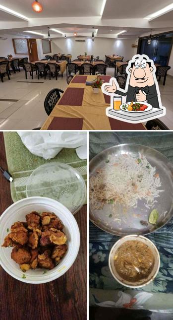 The image of food and interior at Hotel Jagruthi