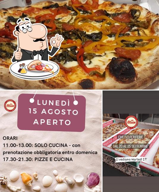 Prenditi una pizza a Pizzeria-Friggitoria-Griglieria Da Main