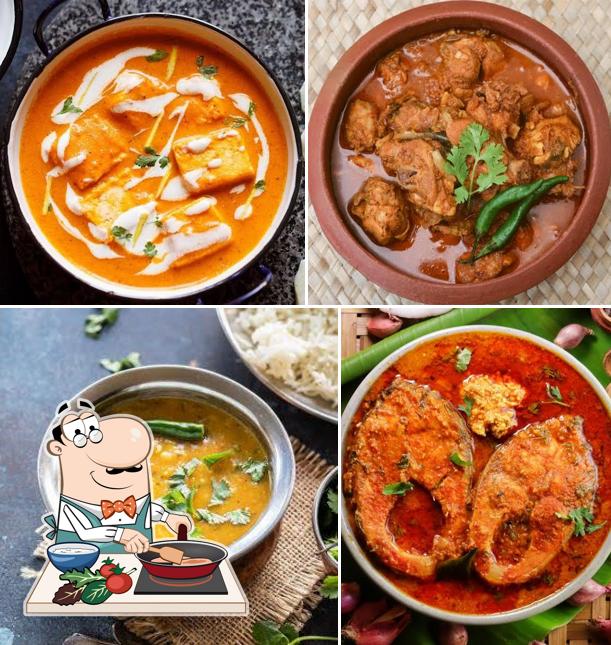 Chicken curry at Akshay Saoji bhojnalay