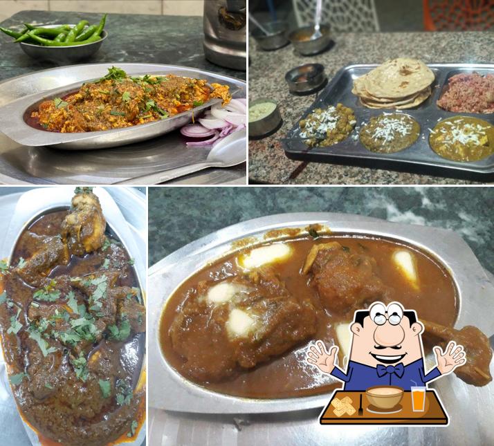 Food at Pehalwan Da Hotel