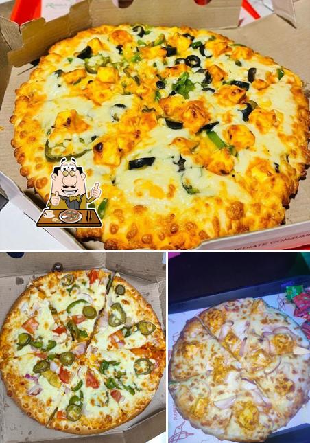 Get pizza at Rox Pizza Vijay nagar