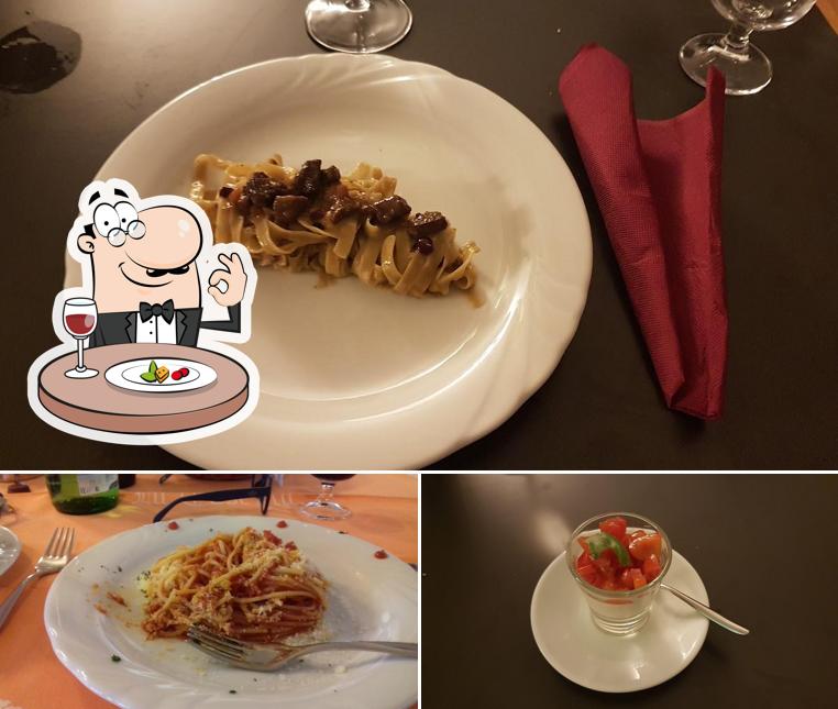 Platti al Ristorante La Cascina