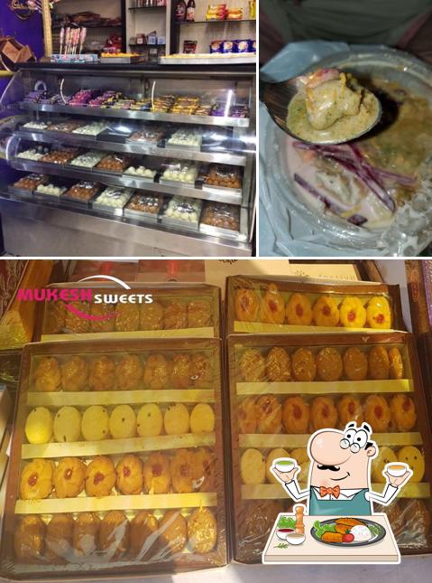 Food at Mukesh Sweets