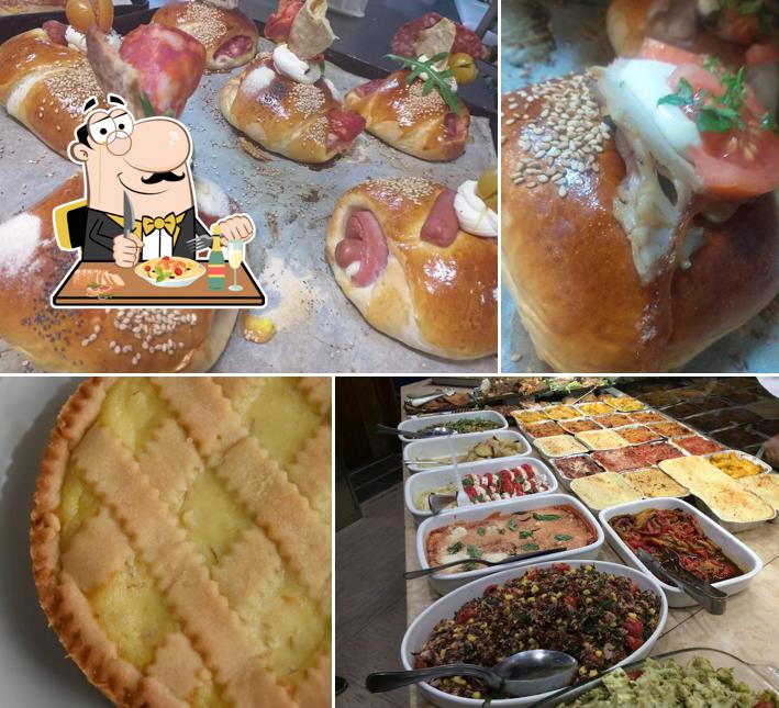 Platti al Panificio Puccio di Cammisa