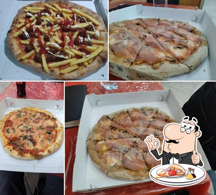 Ordina tra le svariate varianti di pizza