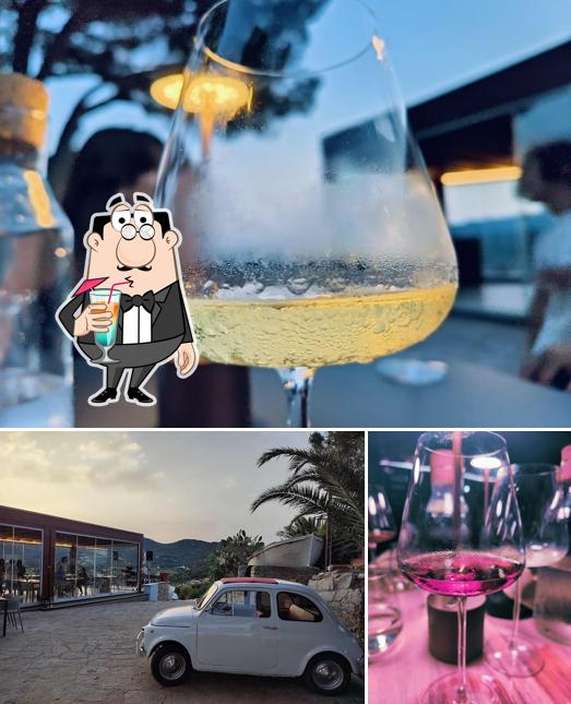 Questa è la immagine che raffigura la bevanda e esterno di Club enogastronomico Giannutri