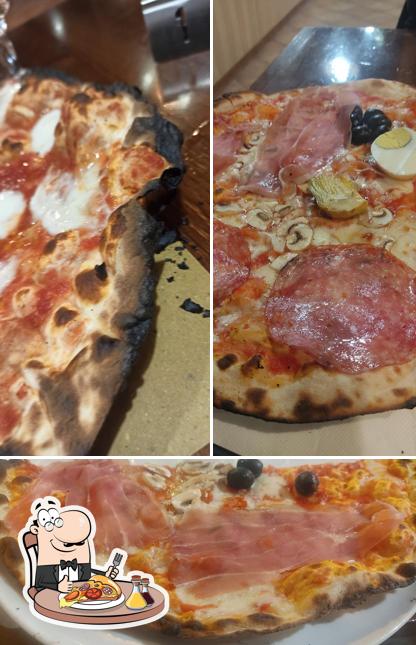 Ordina tra le svariate varianti di pizza
