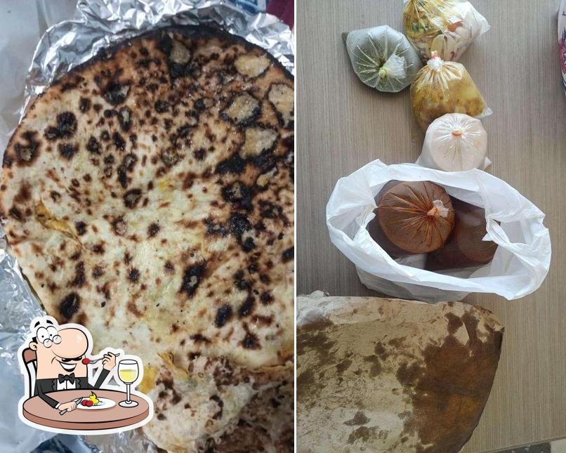Food at Om Chhole Bhature