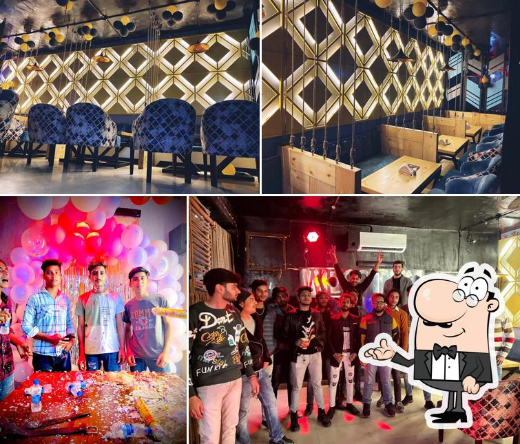 The interior of Ten11