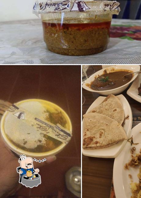 Sharief Bhai Biryani Velachery is distinguished by food and beverage