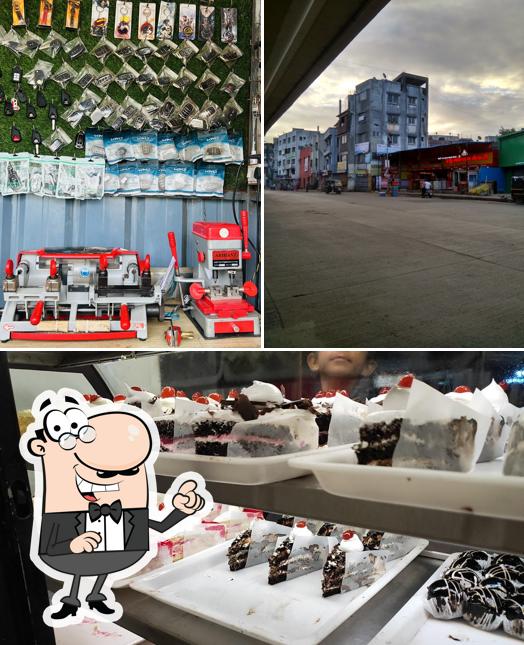 Among different things one can find exterior and food at New Golden Bakery