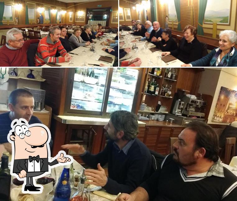Gli interni di Trattoria Il Vaporino