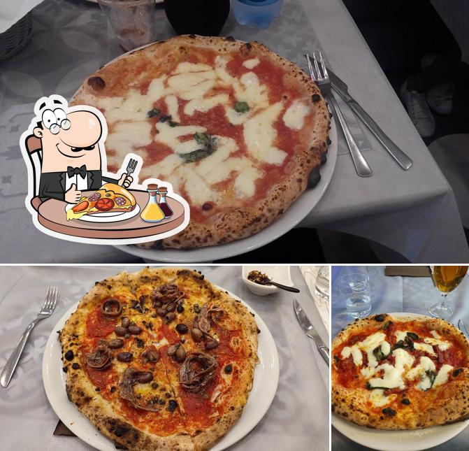 Ordina una pizza a Ristorante pizzeria Da Ciccio food and drink