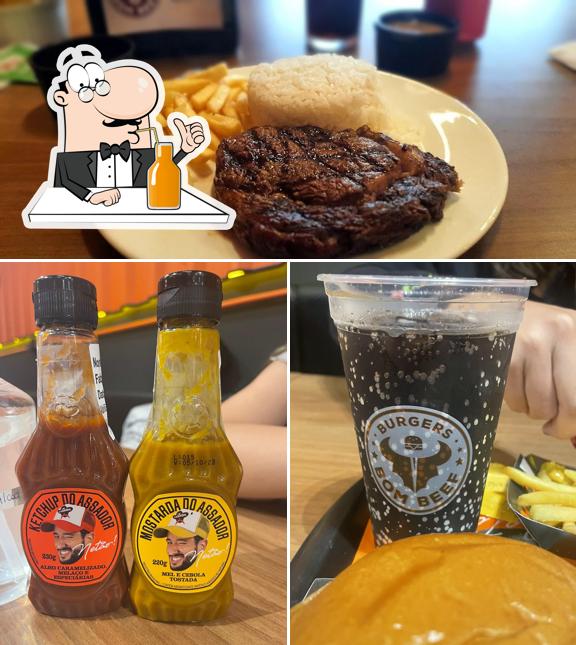 Desfrute de um drinque no Bom Beef Burgers