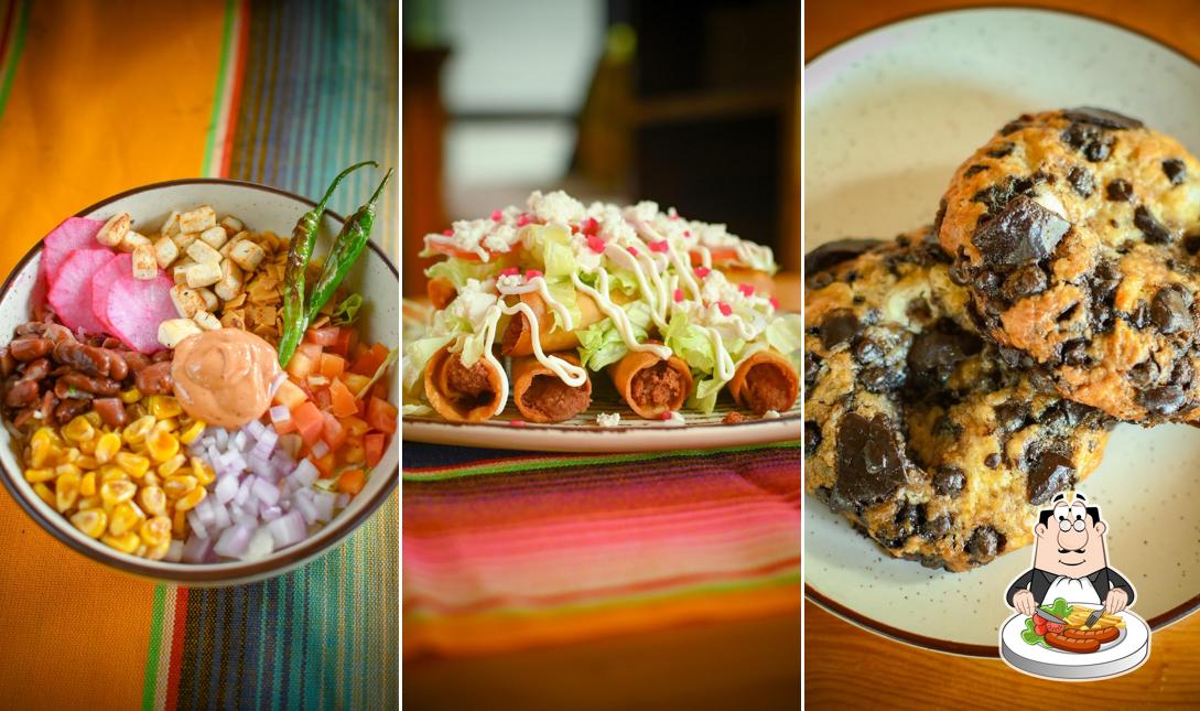 Meals at México Lindo