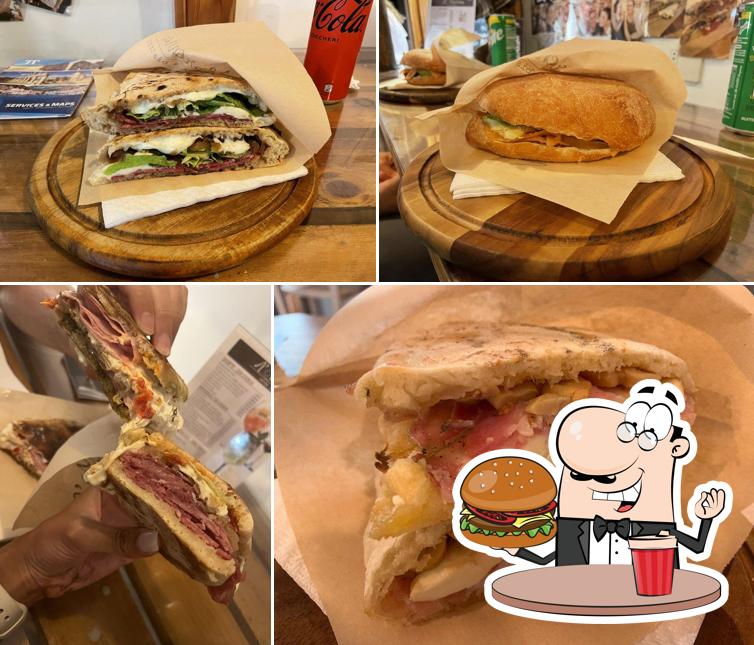 Prenditi un hamburger a A'Marenna - Sorrento Bakery & Bistrot