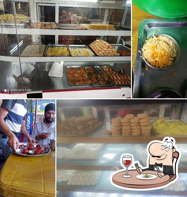 Meals at Monoj Hotel & Resturant (মনোজ হোটেল এণ্ড ৰেষ্টুৰেন্ত)