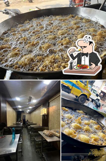 sondkar vadapav (pratik) is distinguished by food and beverage