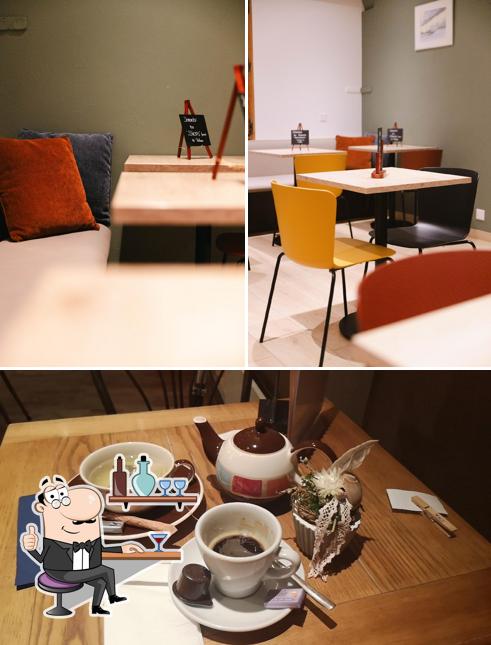 Dai un'occhiata agli interni di Chez Cathy Sàrl