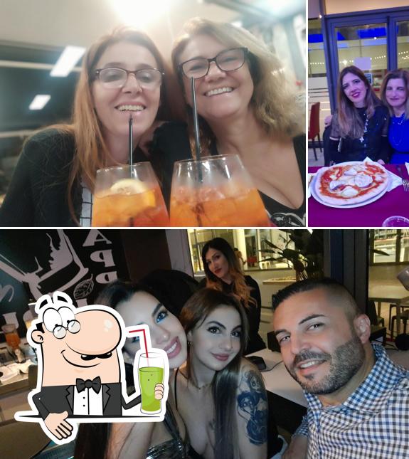 Goditi qualcosa da bere a Vizi Live
