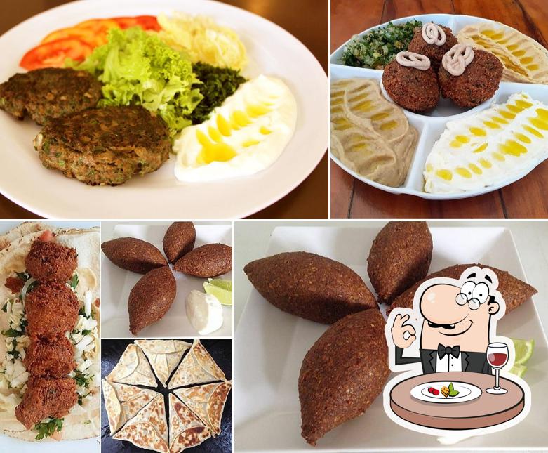 Platos en Vovô Abu Ali