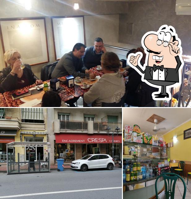 Questa è la immagine che mostra la interni e esterno di Bar Old Town