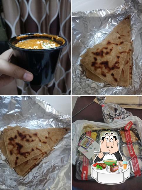 Hot and sour soup at Aroma Veg Restaurant (HOTEL SHRI KALYAN)