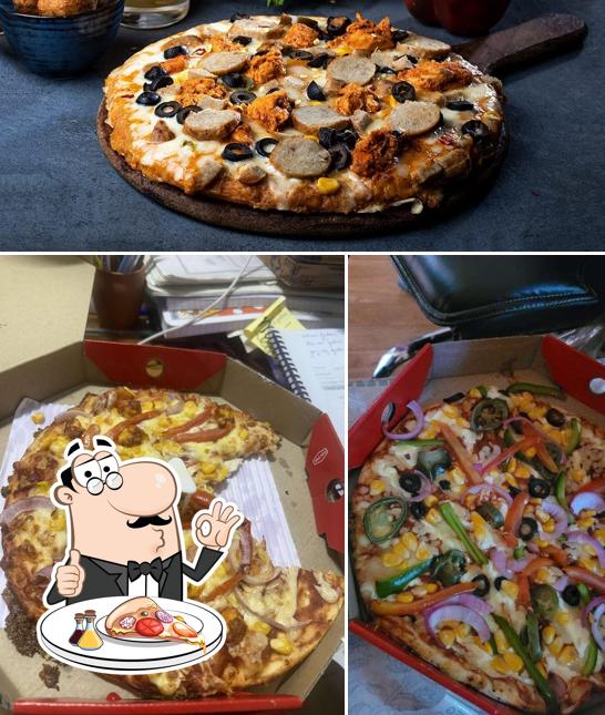 Order different kinds of pizza