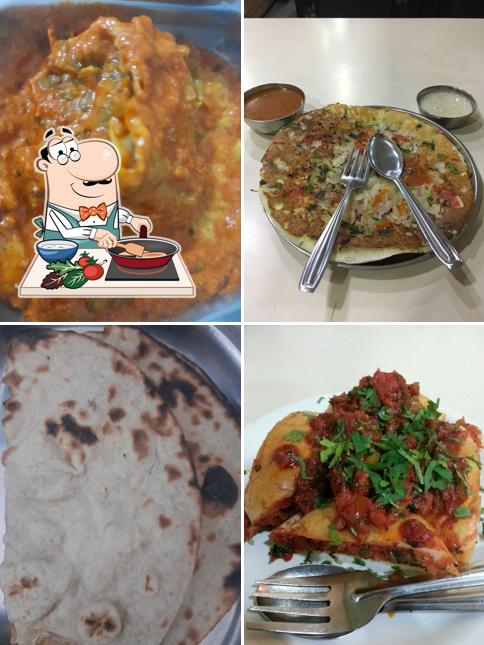 Chicken curry at Pooja Snacks