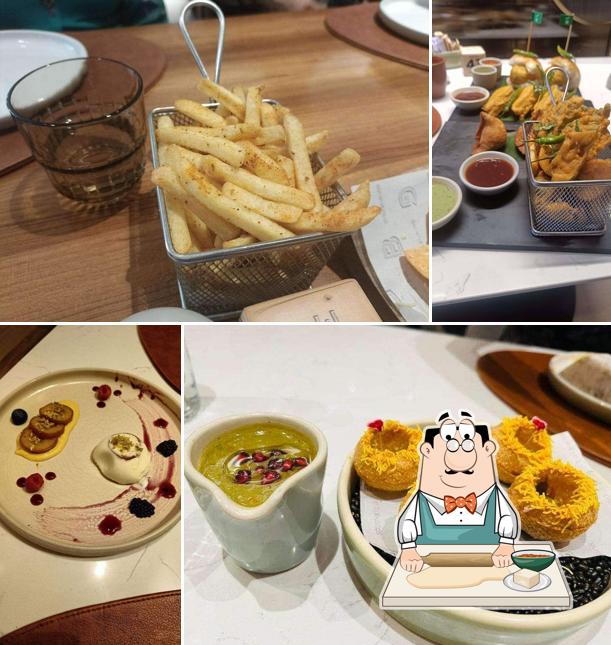 Samosa at Gourmet Bar By Novotel
