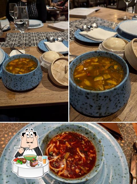 Hot and sour soup at Under The Neem Trees