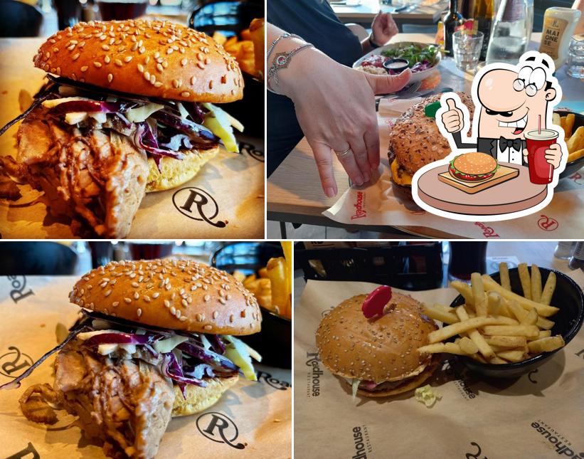 Prenditi un hamburger a Roadhouse Restaurant Pisa