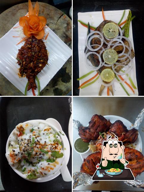 Food at 7 Eleven Restaurant