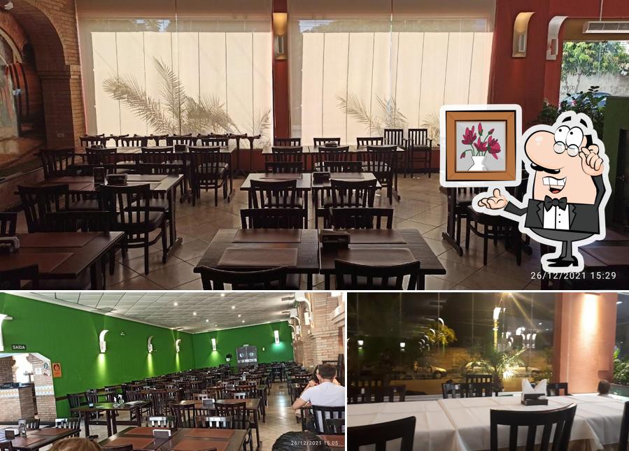 Veja imagens do interior do Bonelli Restaurante e Pizzaria