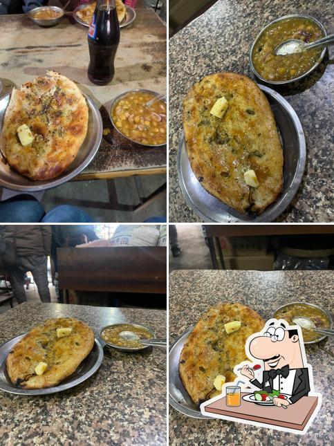 Kulcha at Harbans Lal Kulcha Shop