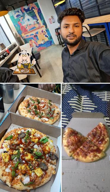 Get pizza at Domino's Pizza Gulabbagh, Purnia