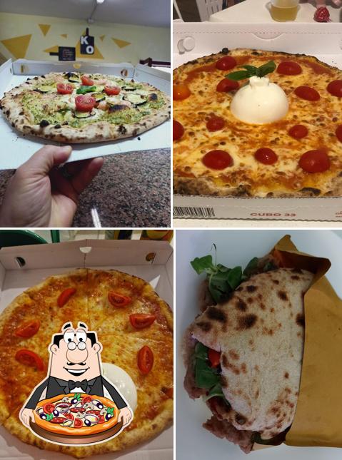 Ordina una pizza a K.O Pizzeria Piadineria Sfiziosità