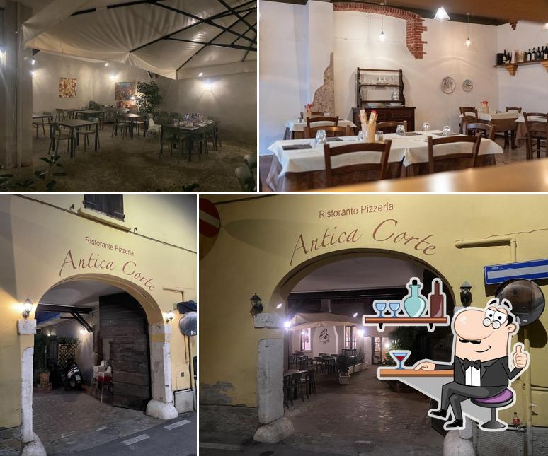 Siediti a un tavolo di Pizzeria Ristorante Antica Corte