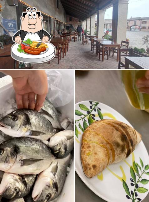 La cibo e interni del ristorante
