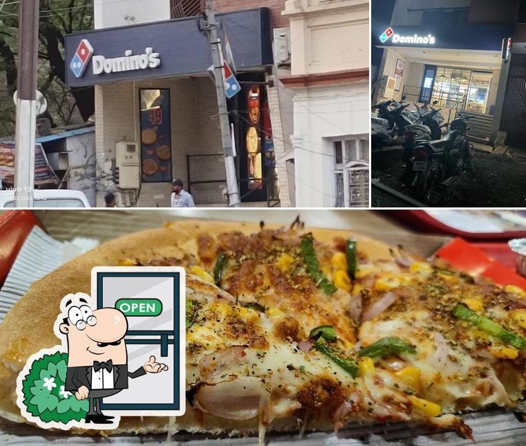 The photo of exterior and food at Domino's Pizza Ratan Villa, Mhow