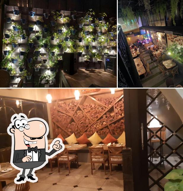 Check out how Firangi Dhaba Amritsa looks inside