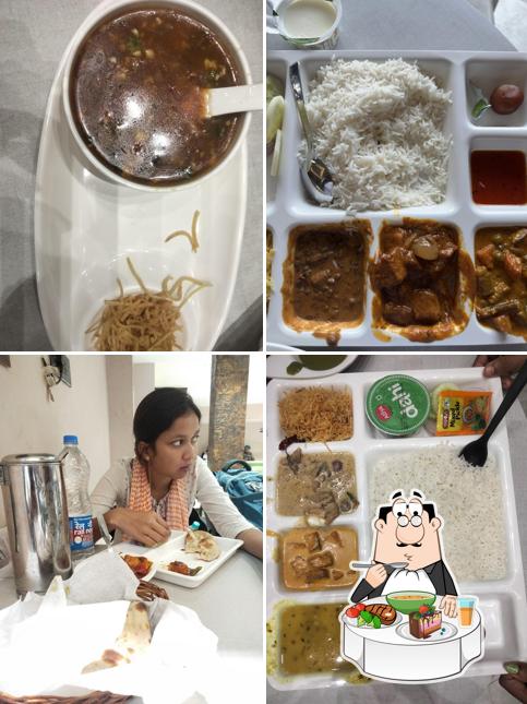Hot and sour soup at Food Court New Complex Howrah
