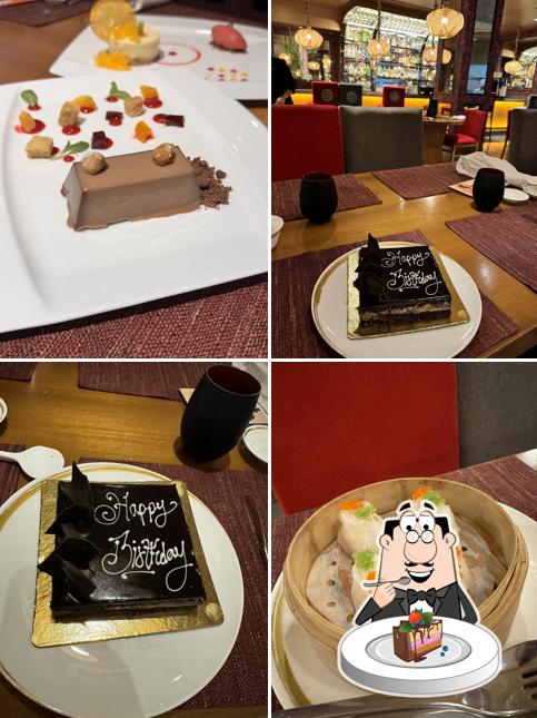 Chocolate cake at Yi Jing - ITC Maratha