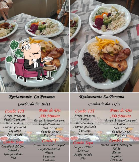 Veja imagens do interior do Restaurante La Persona