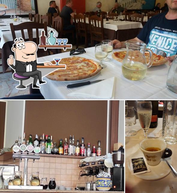 La foto di interni e birra da Ristorante Pizzeria La Terrazza da Gaetano