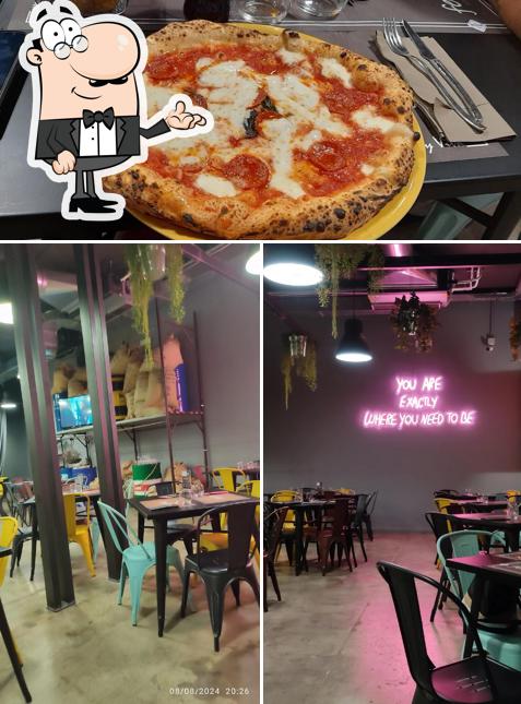 La interni e pizza del ristorante